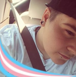 Meet your Posher, Layne